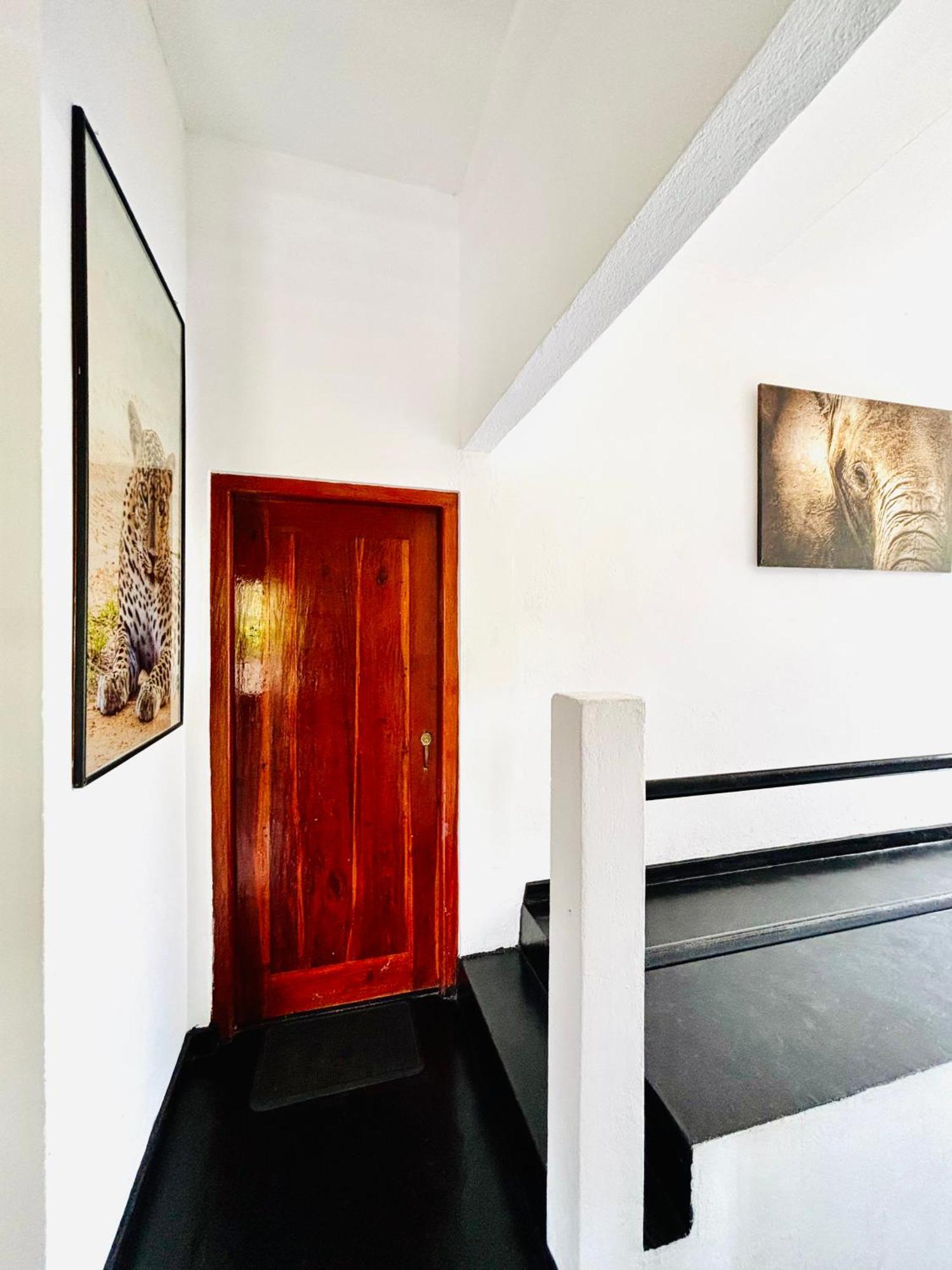 Mali Guest House Хиккадува Экстерьер фото