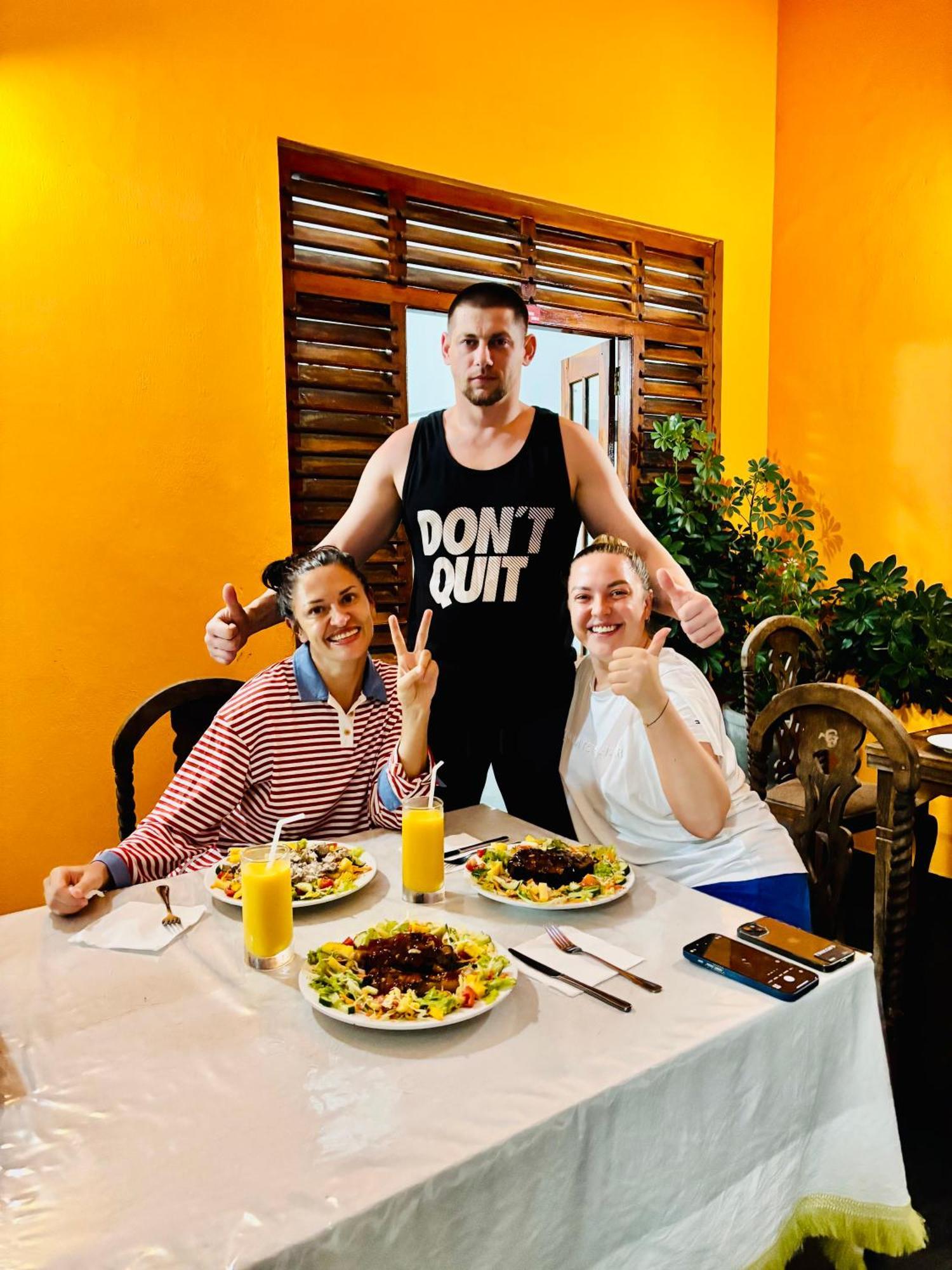 Mali Guest House Хиккадува Экстерьер фото